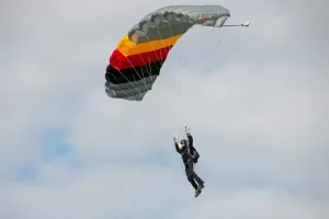 Skoki spadochronowe we Wrocławiu